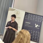 Wykład pt. „Zdrowa głowa w pracy i po pracy – świadome budowanie równowagi” w ramach projektu „Kobiece Zdrowie – Żyj Aktywnie”.